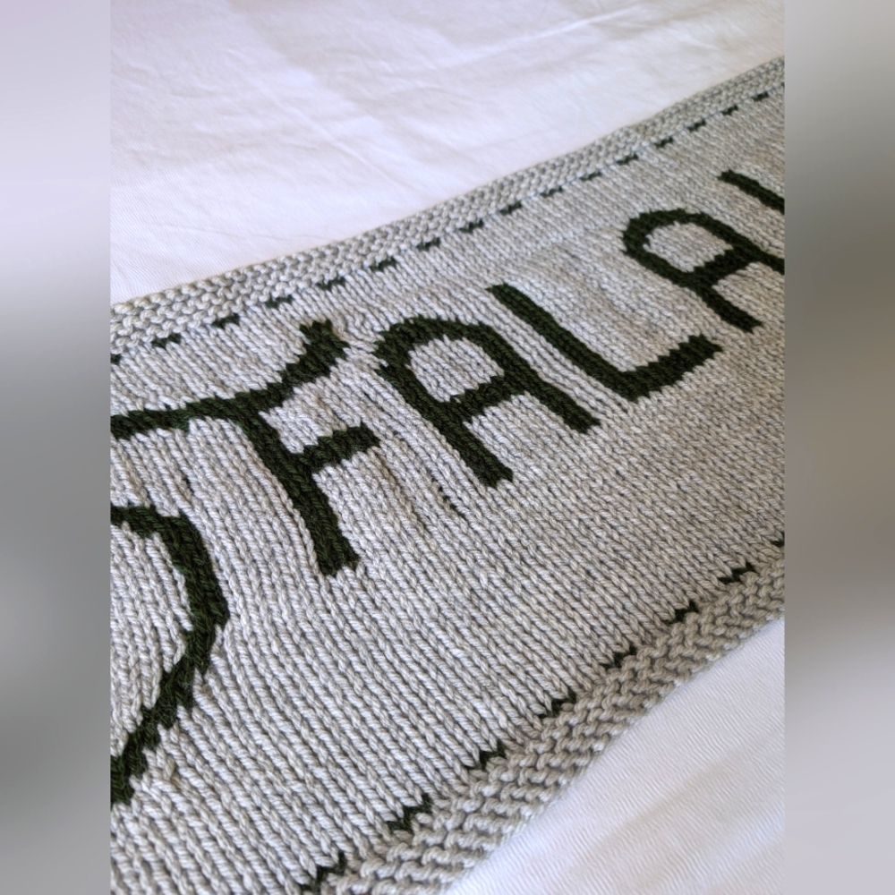 Fa La La Table Runner